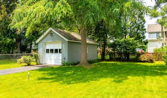 87 Hollywood Ave, Albany, NY 12208