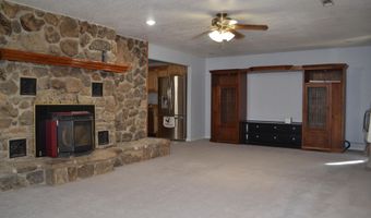 33202 E St Highway 14, Ava, MO 65608