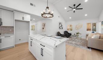 7118 Stanford Ave, La Mesa, CA 91942