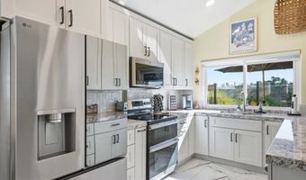 7773 Eagle Ridge Dr, San Diego, CA 92119