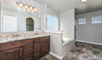 19121 Kenney Way, Caldwell, ID 83605