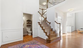 20104 BLACKWOLF RUN Pl, Ashburn, VA 20147