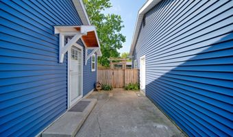 800 Bradish St, Adrian, MI 49221