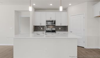 638 Pine Dune Ln, Aberdeen, NC 28315