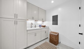812 N Cleveland St 1, Oceanside, CA 92054