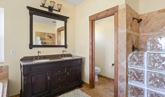 6399 Filly Ln, Angels Camp, CA 95222