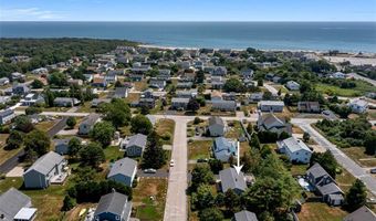 14 Davisville Ln, Narragansett, RI 02882