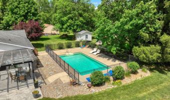2943 Lee Marie Dr, Adrian, MI 49221