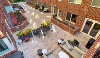 635 SLATERS Ln G-01, Alexandria, VA 22314