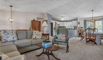 15 Driftwood Dr, Coventry, RI 02816