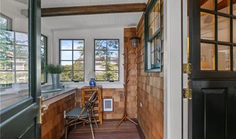 99 Coggeshall Ave 2, Newport, RI 02840