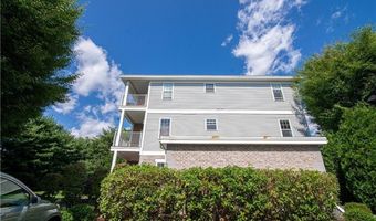 200 Roger Williams Ave 203, East Providence, RI 02916