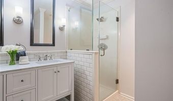 10965 Pinehigh Dr, Alpharetta, GA 30022