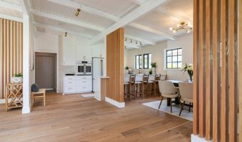 114 Kaelepulu Dr, Kailua, HI 96734