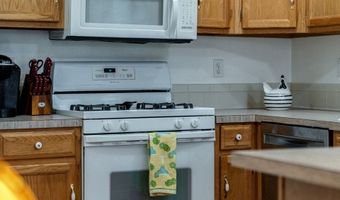 4196 SE PINEHURST Ave, Milwaukie, OR 97267