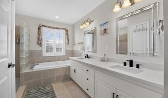 830 GOLF ISLAND Dr, Apollo Beach, FL 33572