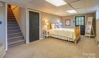 15 Valle Vista Dr, Asheville, NC 28804