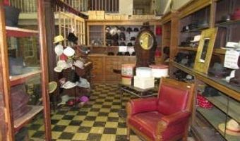1332 COMMERCIAL St, Astoria, OR 97103