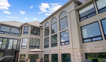 5636 Meadow Ln, Ann Arbor, MI 48105