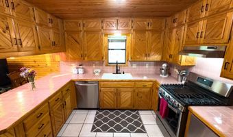 7011 Ragan Rd, McAlester, OK 74501