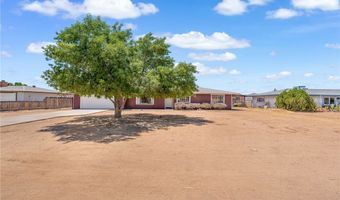 16050 Pawnee Rd, Apple Valley, CA 92307
