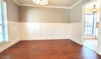 2714 English Dr, Ocean Springs, MS 39564