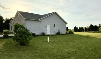 15651 Meranda Rd, Anna, OH 45302