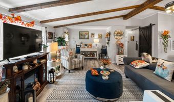 8 Mary Ct, Barnegat, NJ 08005