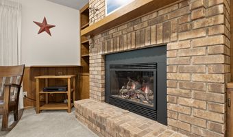 2207 Buchanan Dr, Ames, IA 50010