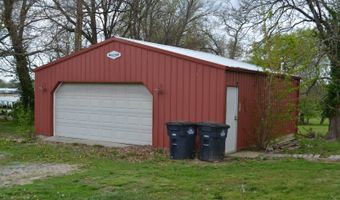 399 N Fifth St, Albion, IL 62806