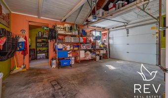 89 W Rocky Rd, Cody, WY 82414