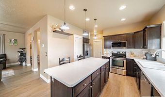 3060 S Chartwell Gdns, Ammon, ID 83406