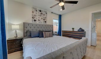 12871 W Osborne St, Arleta, CA 91331