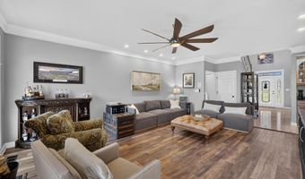 1652 Saint Ives Blvd, Alcoa, TN 37701