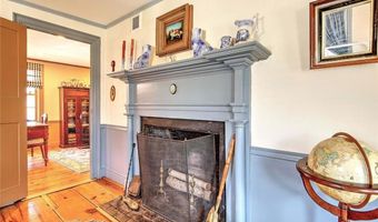 324 Pleasant St, East Providence, RI 02916