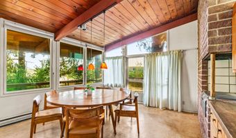 883 S 57TH St, Springfield, OR 97478