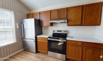 36 Le Moyne Dr, Beaufort, SC 29907