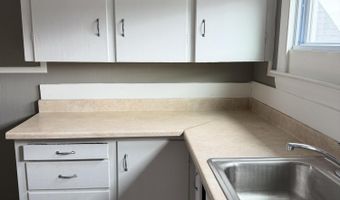 15-17 Pleasant St, Auburn, ME 04210