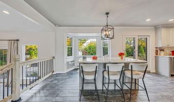 50 Mole Pl, Amityville, NY 11701