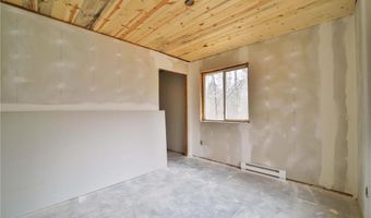 951 Swede Lake Trl SW, Backus, MN 56435