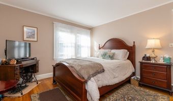 33 Murdock St, Boston, MA 02135