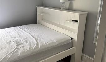 4 Hammond St 5, Newport, RI 02840