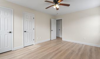 190 Ravenwood Blvd, Barnegat, NJ 08005