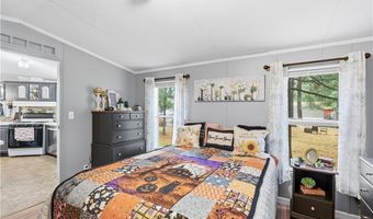 7 Kelly Ln, Coventry, RI 02816