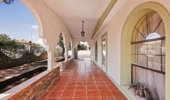 11533 La Poblana Dr, Socorro, TX 79927