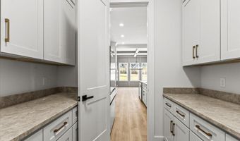 10541 E Brainerd Rd, Apison, TN 37302