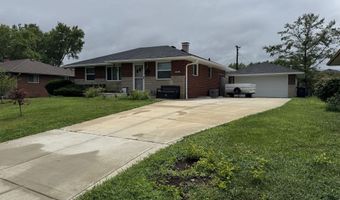 602 Memorial Dr, Beech Grove, IN 46107