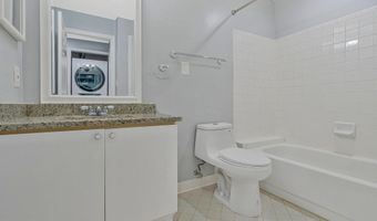 44152 NATALIE Ter 201, Ashburn, VA 20147