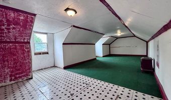 1120 16th St, Aurora, NE 68818