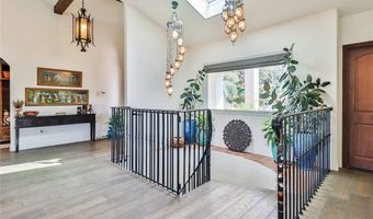 5617 Colodny Dr, Agoura Hills, CA 91301
